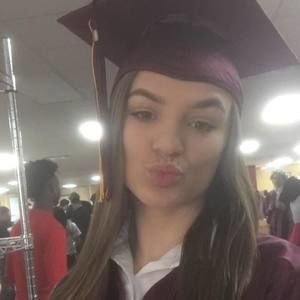 Meet your Posher, Emylee